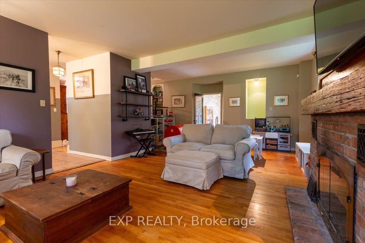 5519 Old Richmond Road • Ottawa, ON photo 15