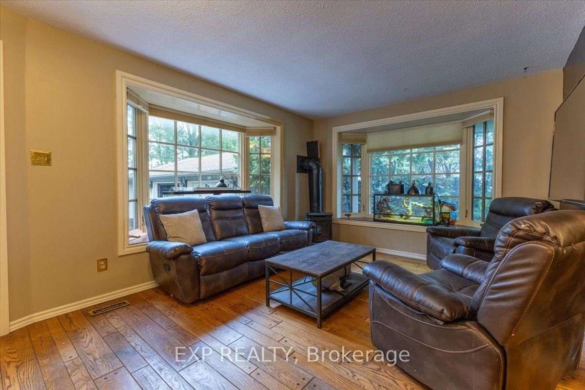 5519 Old Richmond Road • Ottawa, ON photo 35