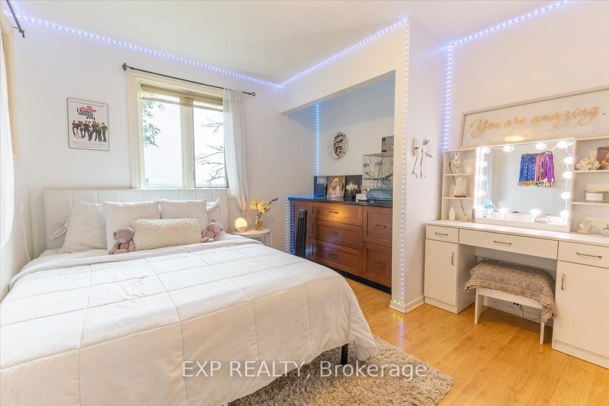 5519 Old Richmond Road • Ottawa, ON photo 40