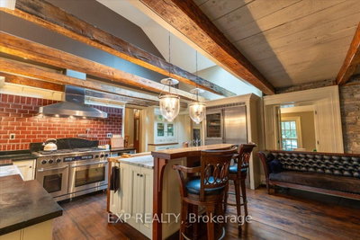 5519 Old Richmond Road • Ottawa, ON photo 9