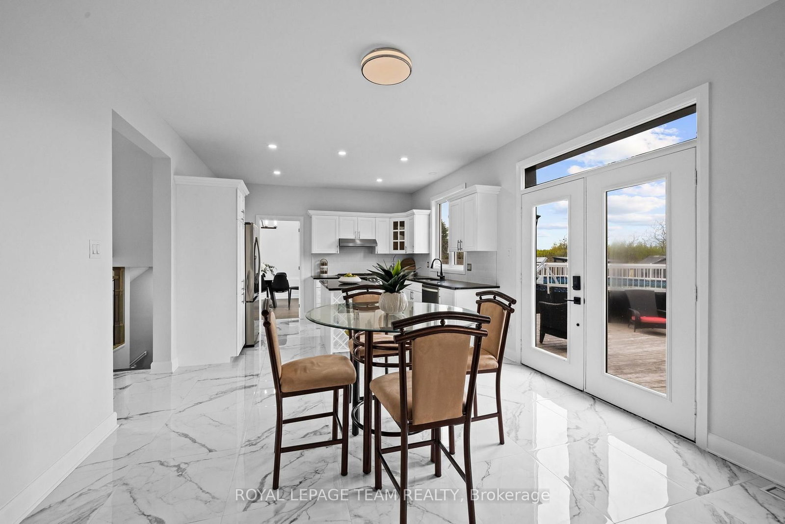6936 Mary Anne Drive • Ottawa, ON photo 16