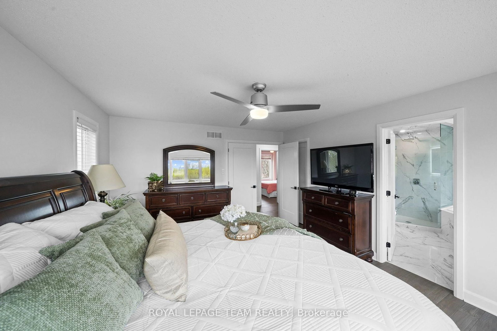 6936 Mary Anne Drive • Ottawa, ON photo 22
