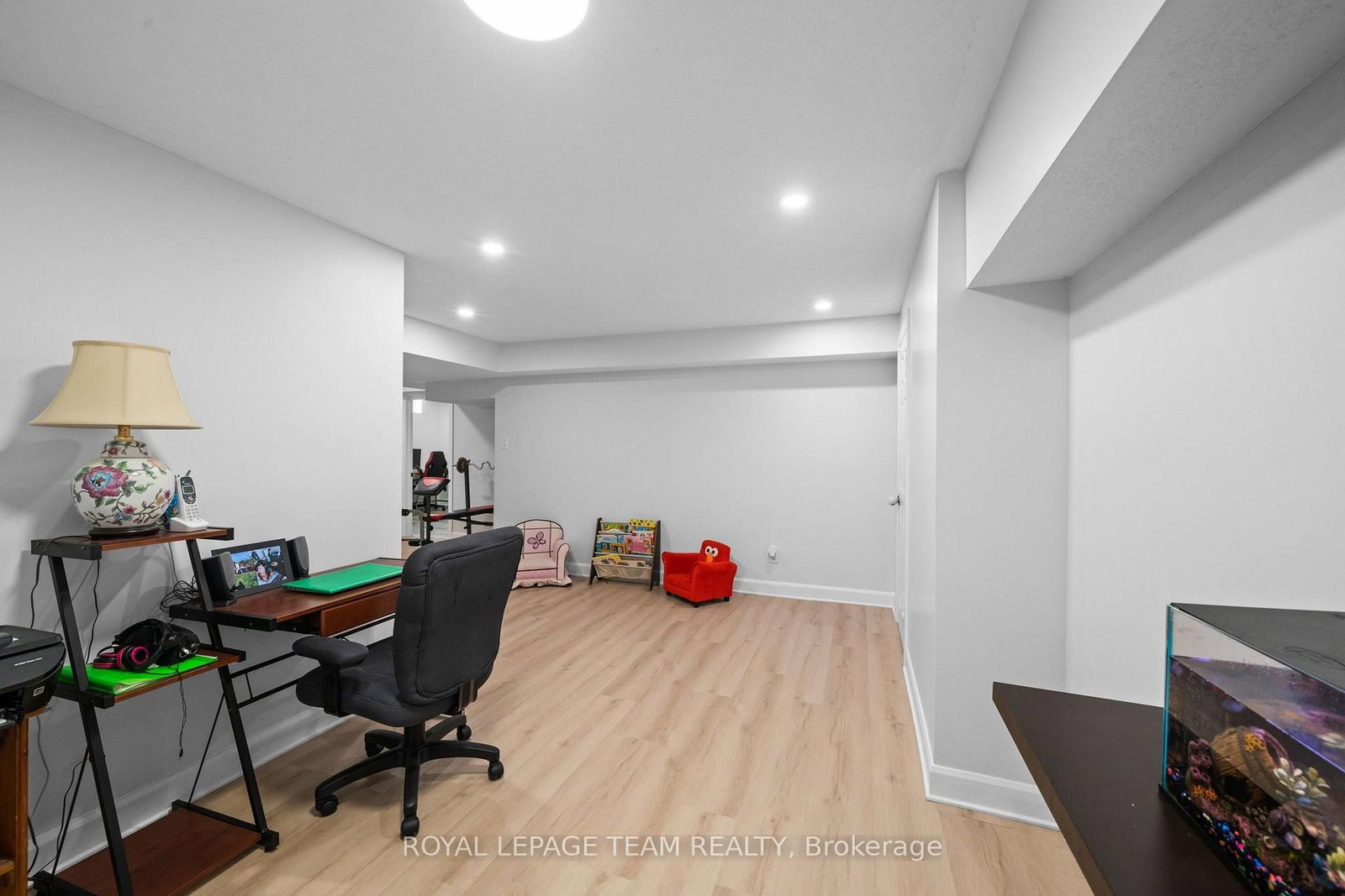 6936 Mary Anne Drive • Ottawa, ON photo 33