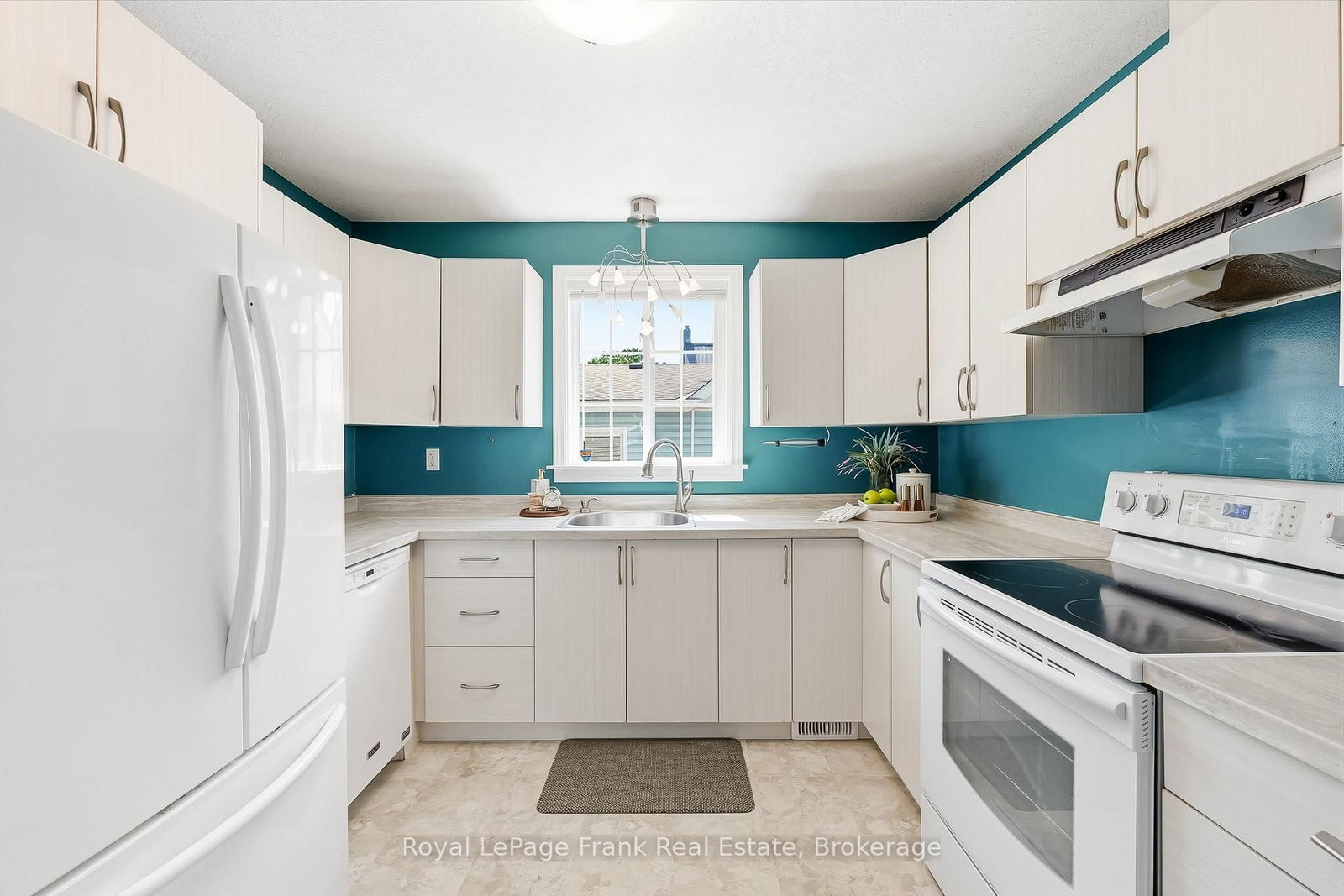 25 Barbara Street • Quinte West, ON photo 15