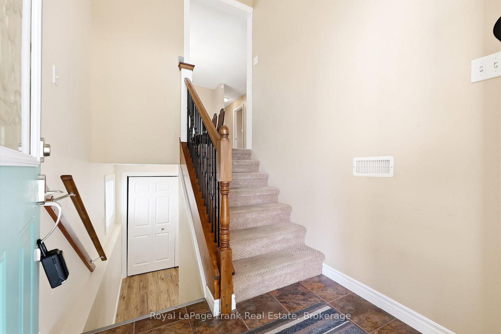 25 Barbara Street • Quinte West, ON photo 4
