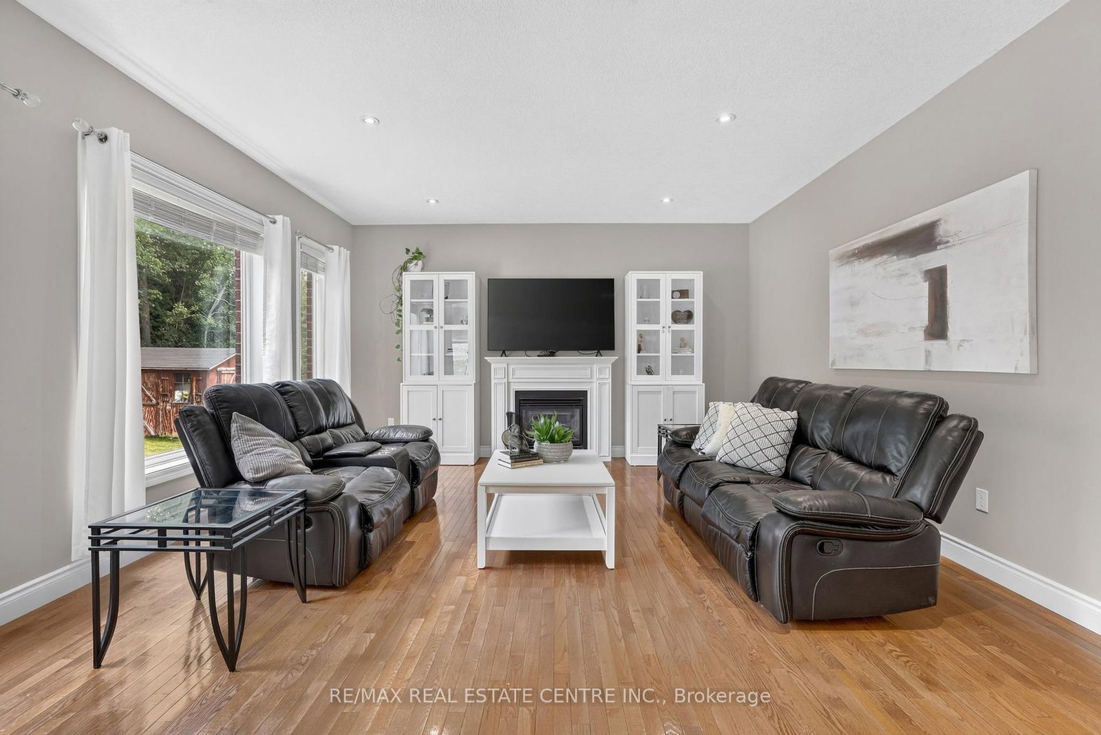 24 Brookhaven Crescent • East Garafraxa, ON photo 12