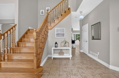 24 Brookhaven Crescent • East Garafraxa, ON photo 4