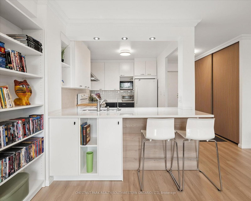 506 - 18 Holborn Court
