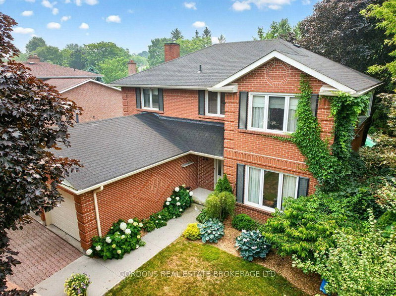 24 Nottingham Place