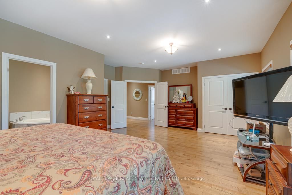 6949 Thorold Stone Road • Niagara Falls, ON photo 31