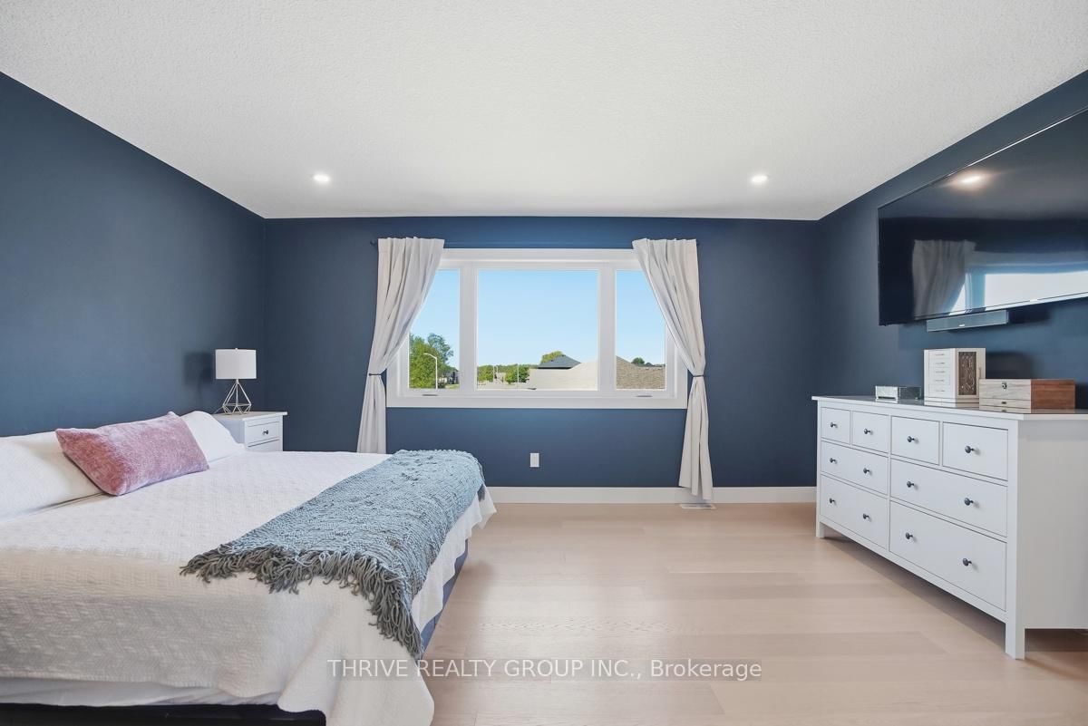 57 Briscoe Crescent • Strathroy-Caradoc, ON photo 18