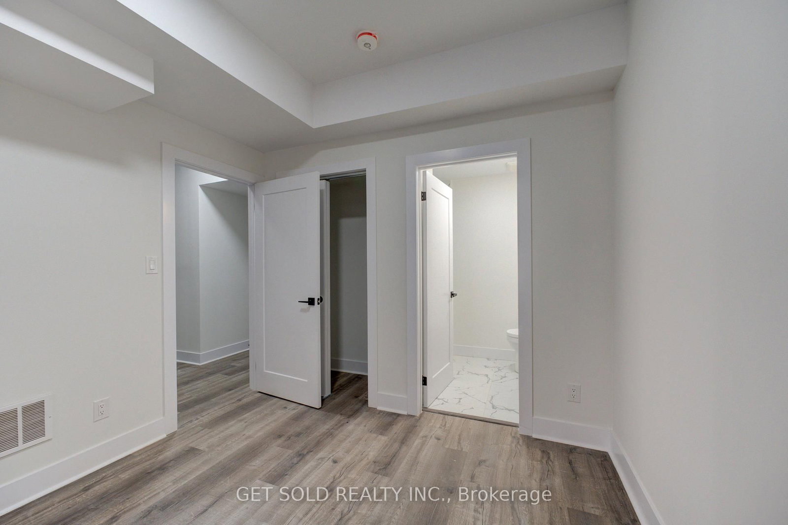 6701 Thorold Stone Road • #11 • Niagara Falls, ON photo 12
