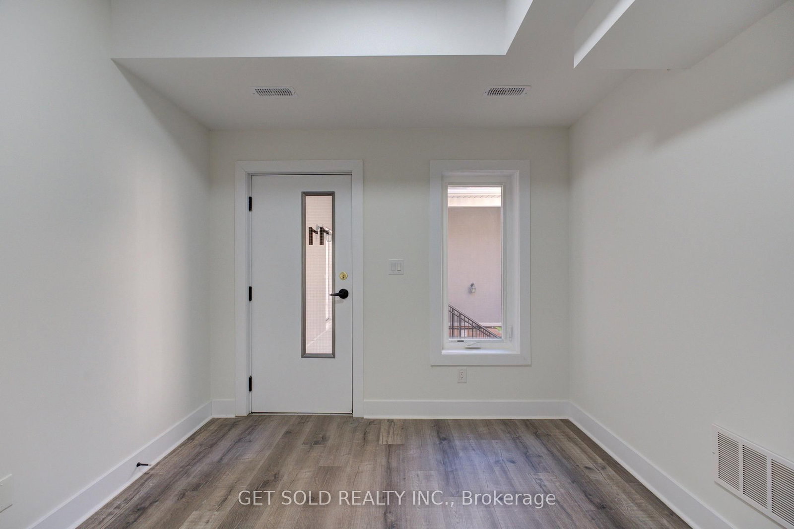6701 Thorold Stone Road • #11 • Niagara Falls, ON photo 2