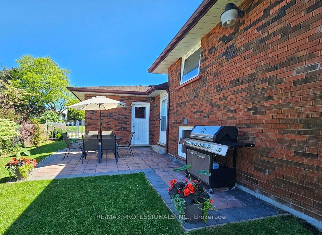7 Berko Avenue • Hamilton, ON photo 37