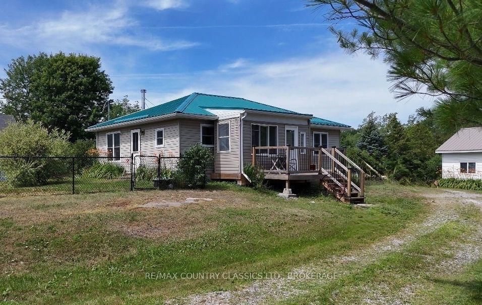 Detached House for sale at 10131 Highway 41, Kaladar, Ontario, K0H 1Z0 - Addington Highlands - MLS: X13587474