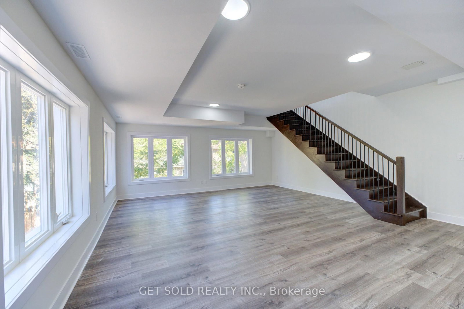 6701 Thorold Stone Road • #14 • Niagara Falls, ON photo 9