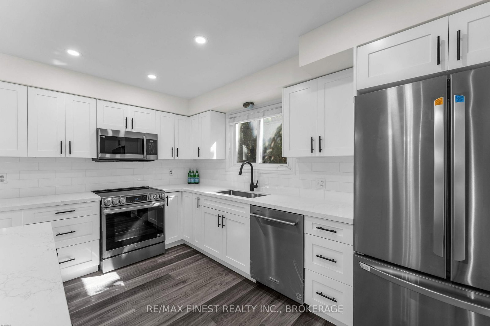 60 Sherwood Drive • Kingston, ON photo 12