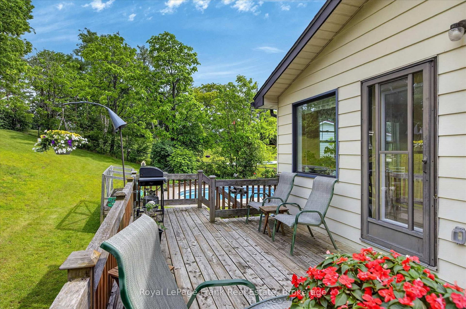 18 Redwood Court • Peterborough, ON photo 32