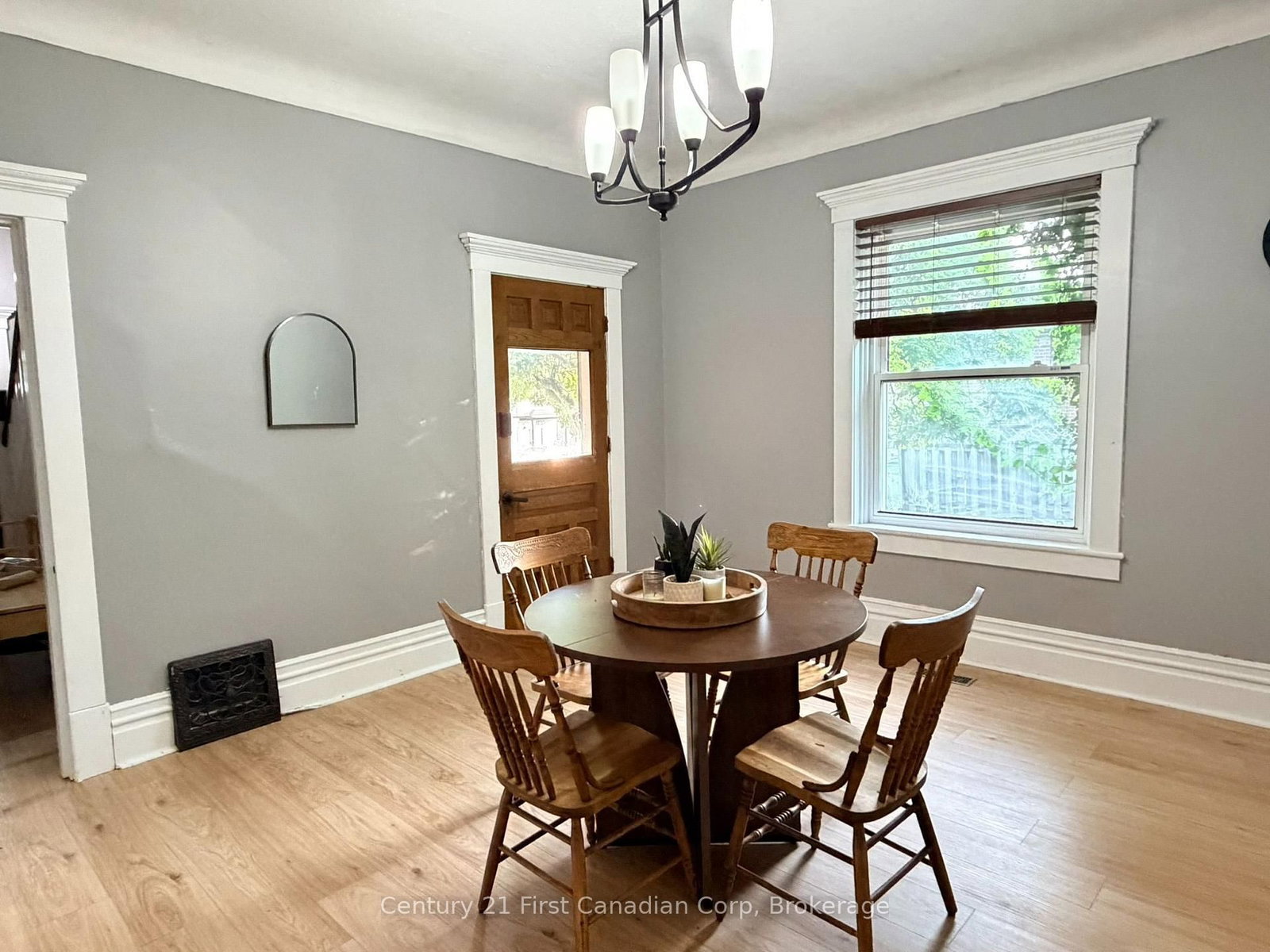 131 King Street, Ingersoll — photo 6