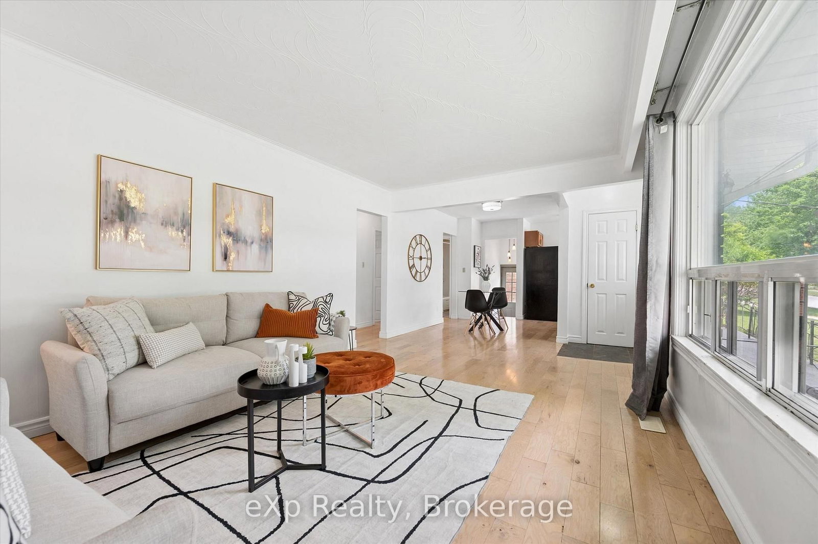 79 Dumbarton Street • Guelph, ON photo 14