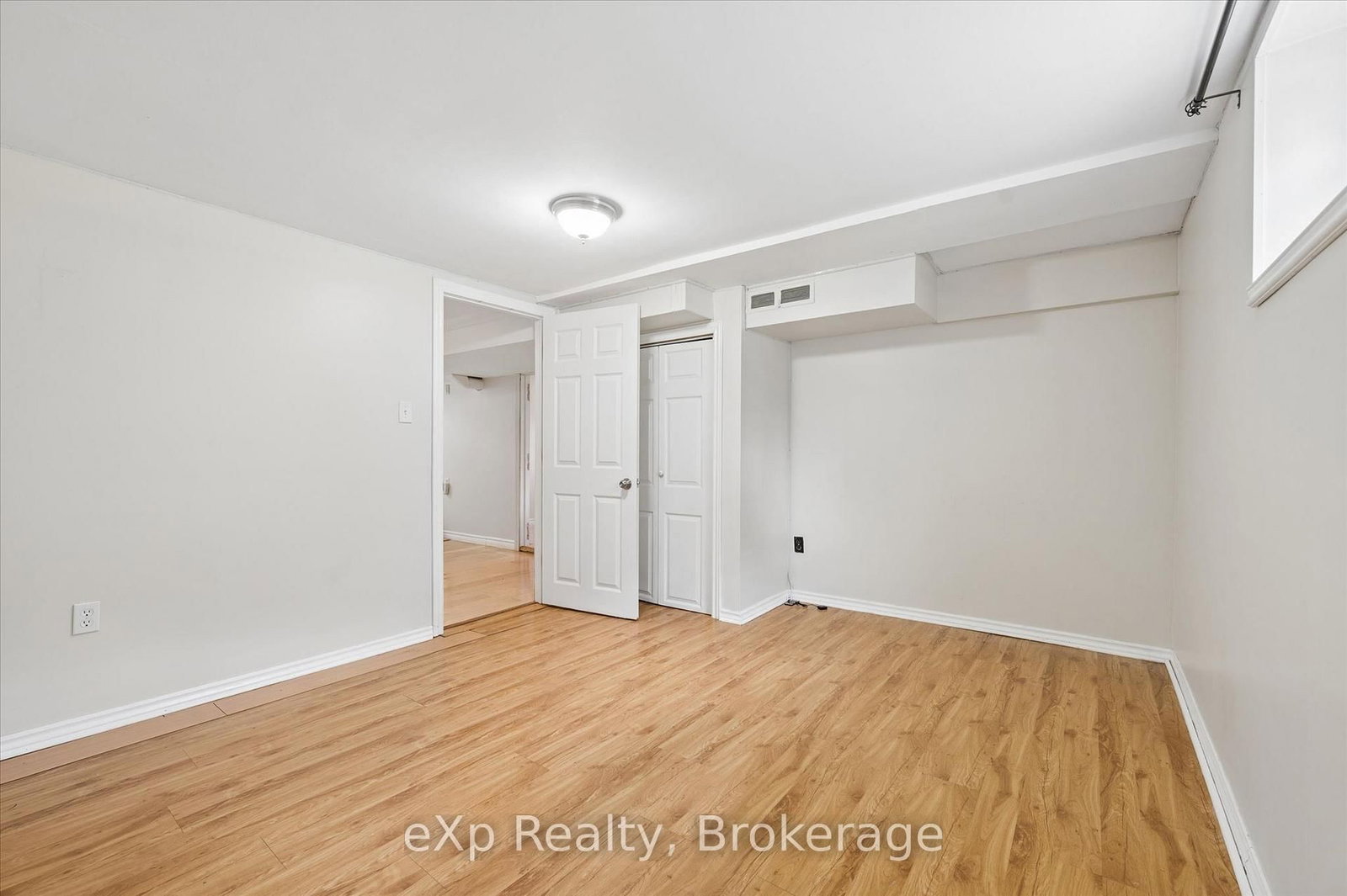 79 Dumbarton Street • Guelph, ON photo 31