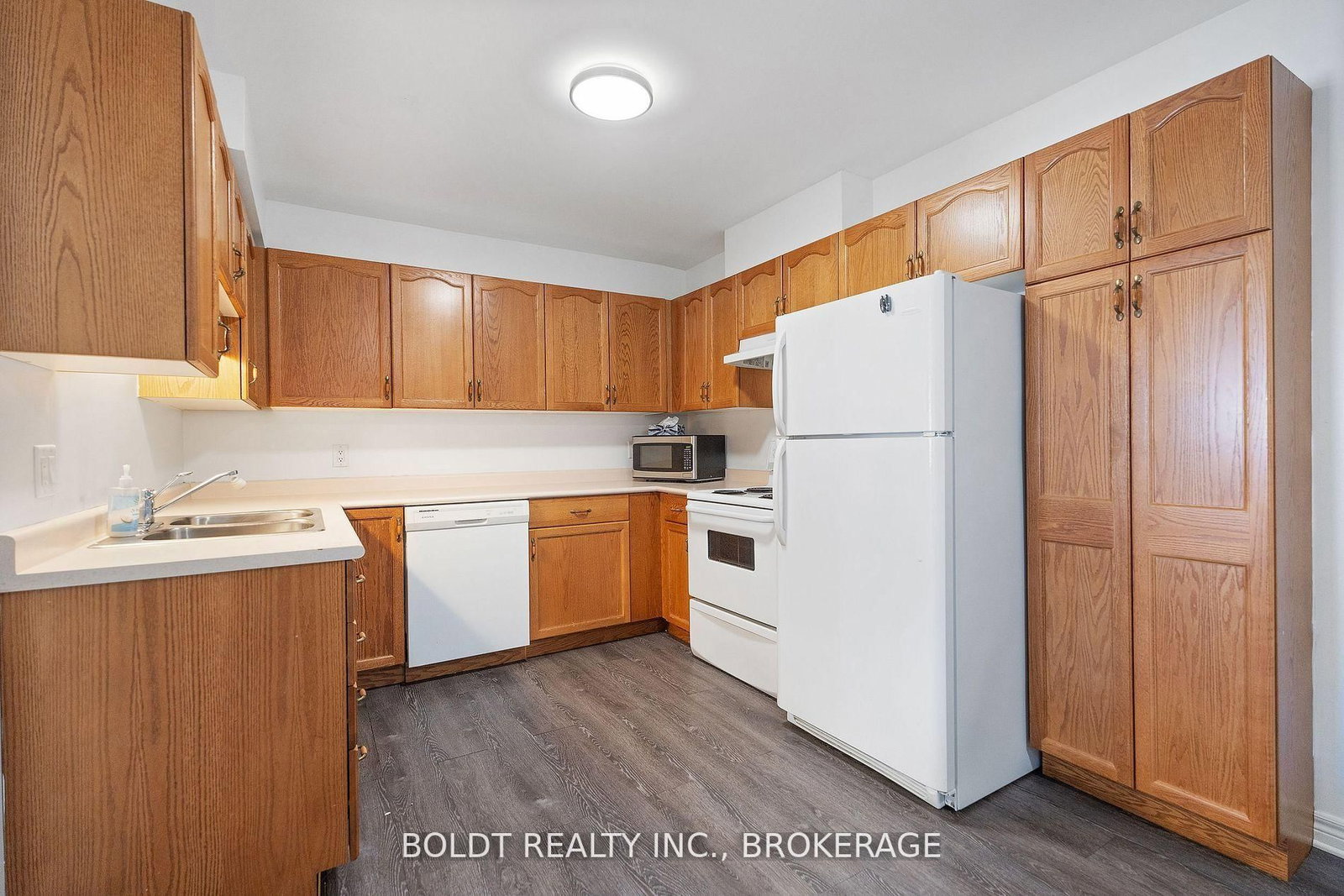 20 B Brown Drive • St. Catharines, ON photo 11