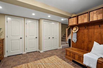 143 ST MORITZ Crescent • Blue Mountains, ON photo 4