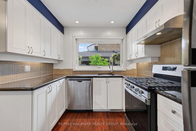 Unit 22 — 290 CATHCART Street — photo 5