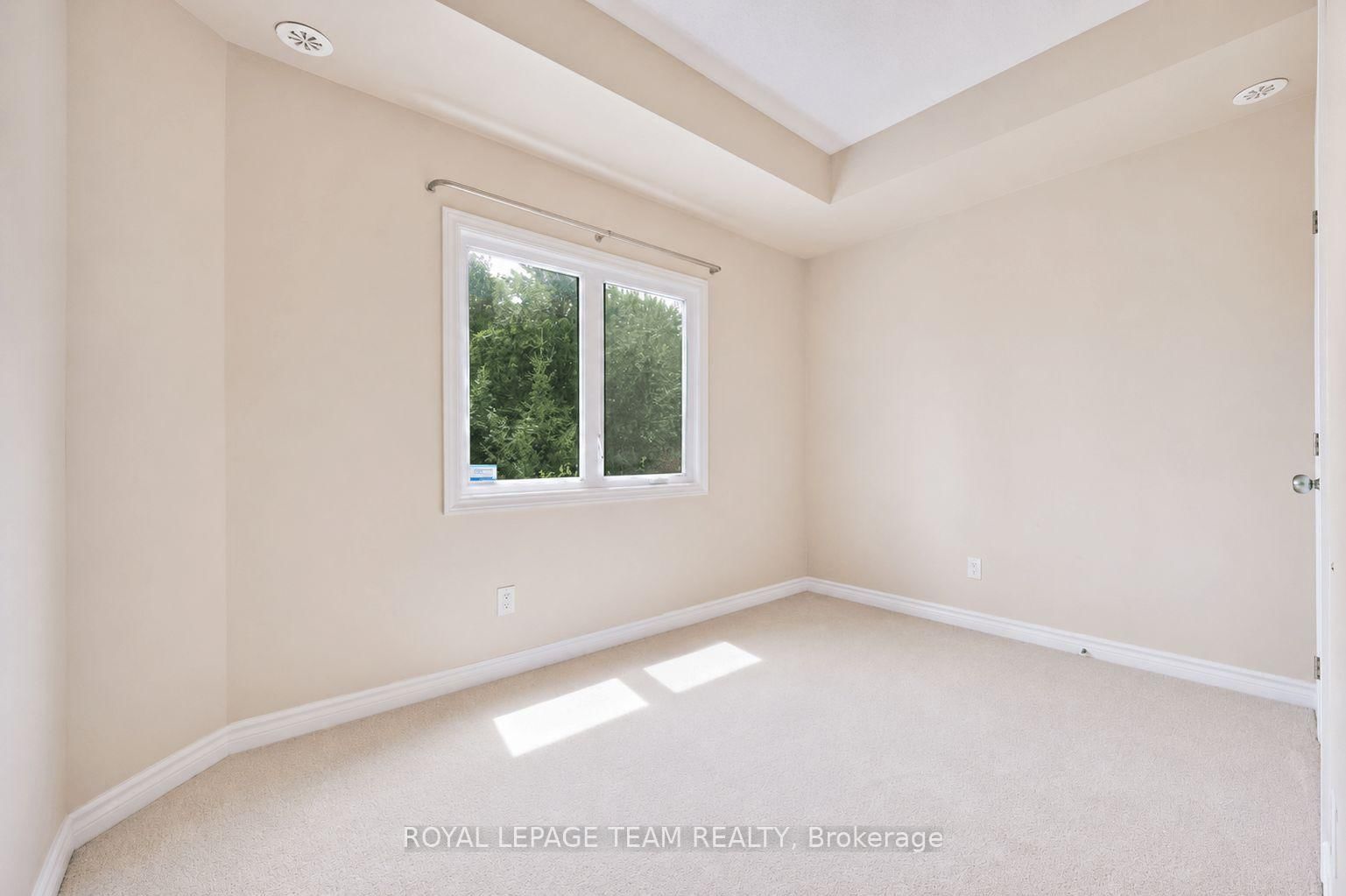 366 Wood Acres Grove • #i • Ottawa, ON photo 21