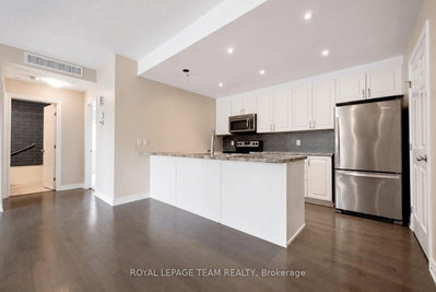 366 Wood Acres Grove • #i • Ottawa, ON photo 5