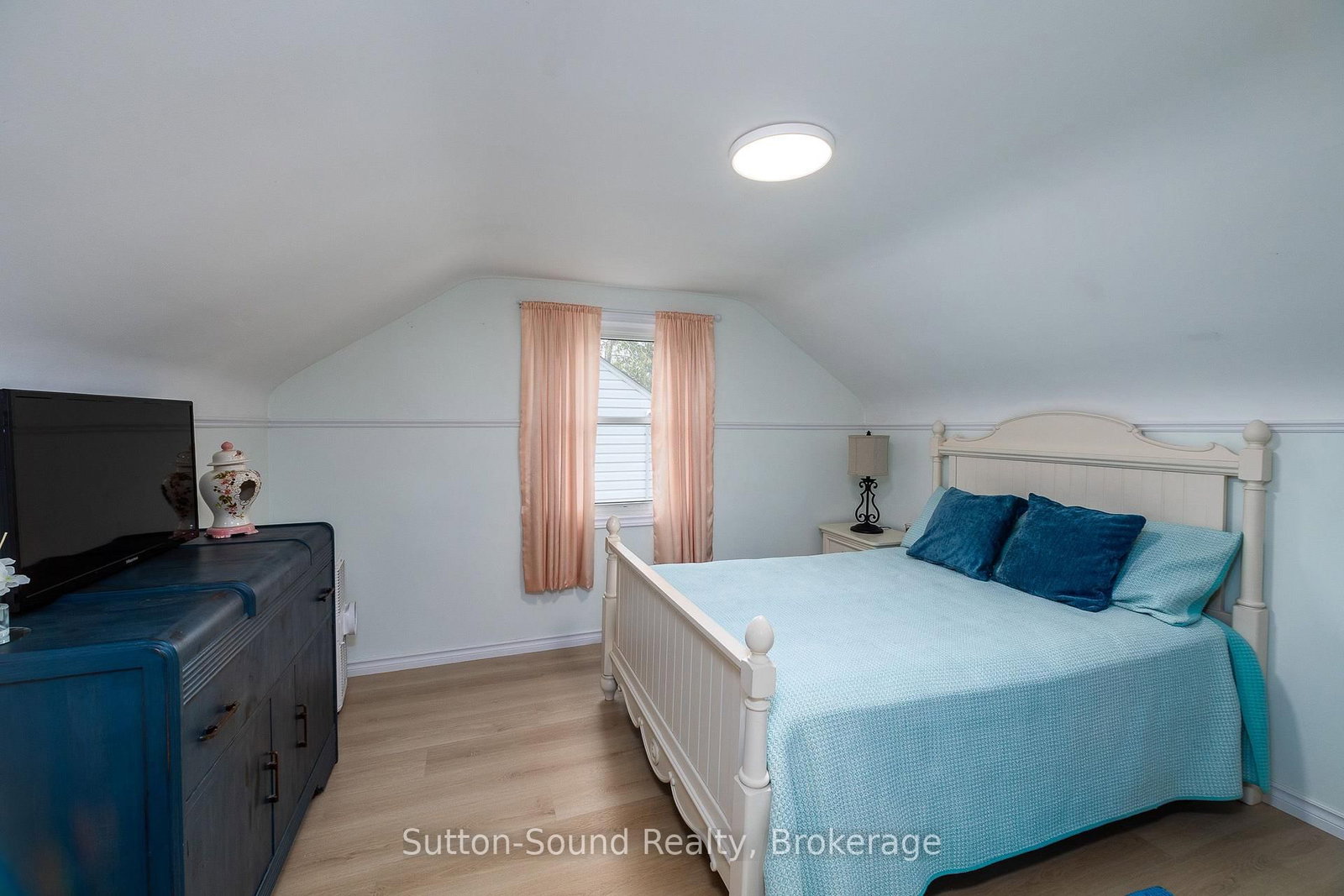 535 W 9th Street • Owen Sound, ON photo 22