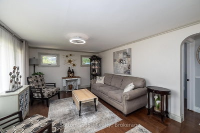 535 W 9th Street • Owen Sound, ON photo 7