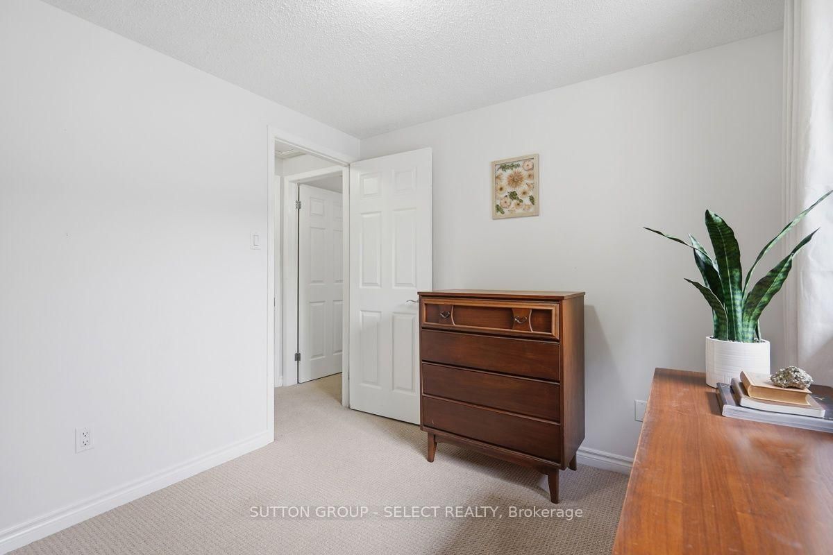 1330 Blanchard Road • London North, ON photo 17