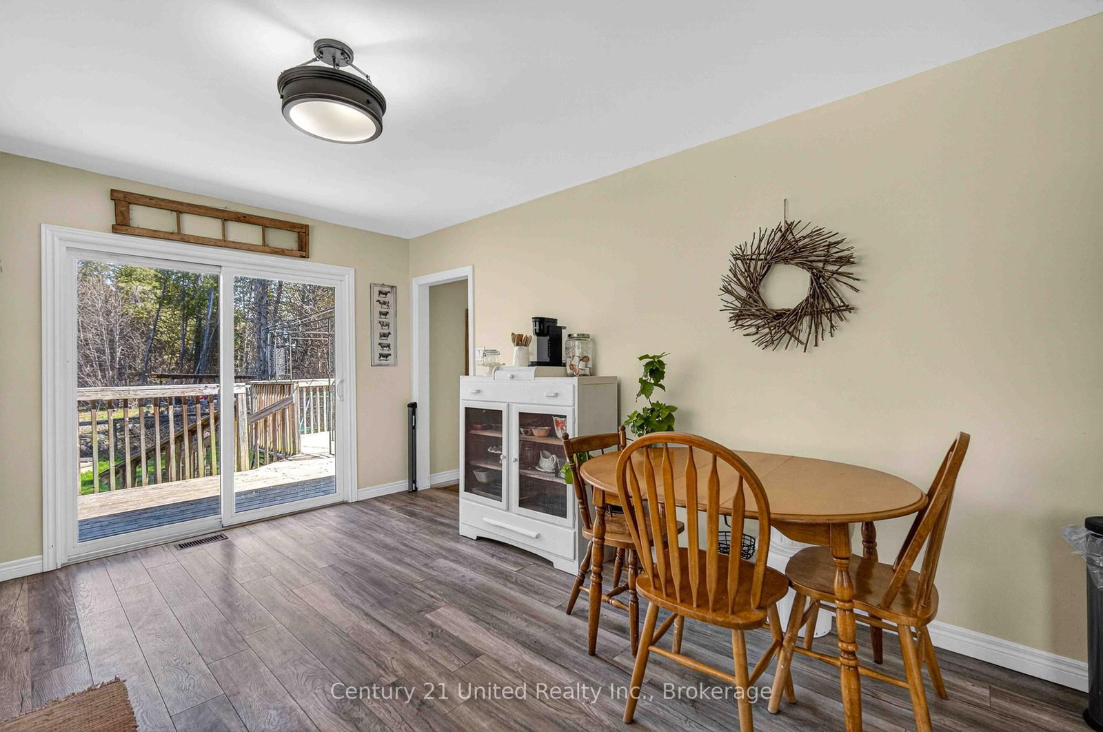 2403 Upper Chemung Drive • Selwyn, ON photo 9