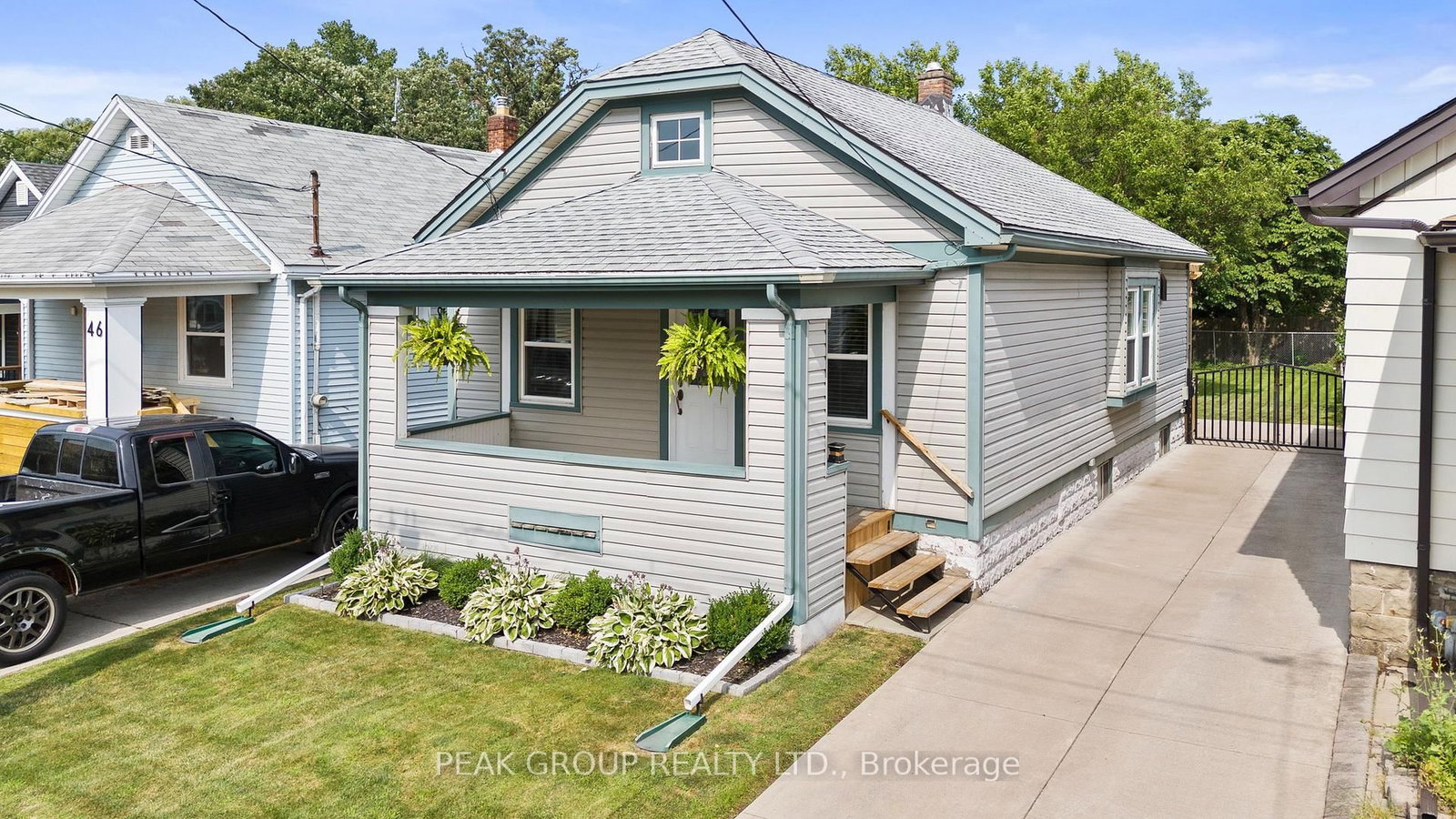 44 Richmond Avenue • St. Catharines, ON photo 1