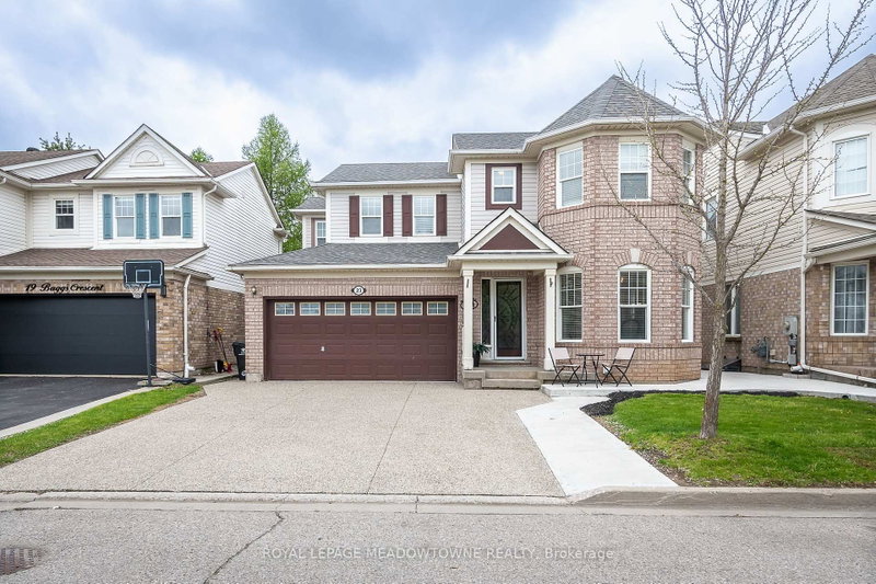 23 Baggs Crescent