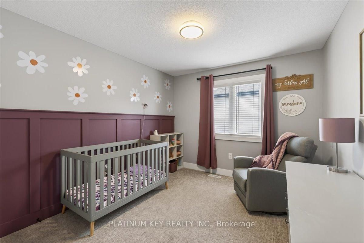 54 Mcneil Street • Strathroy-Caradoc, ON photo 17