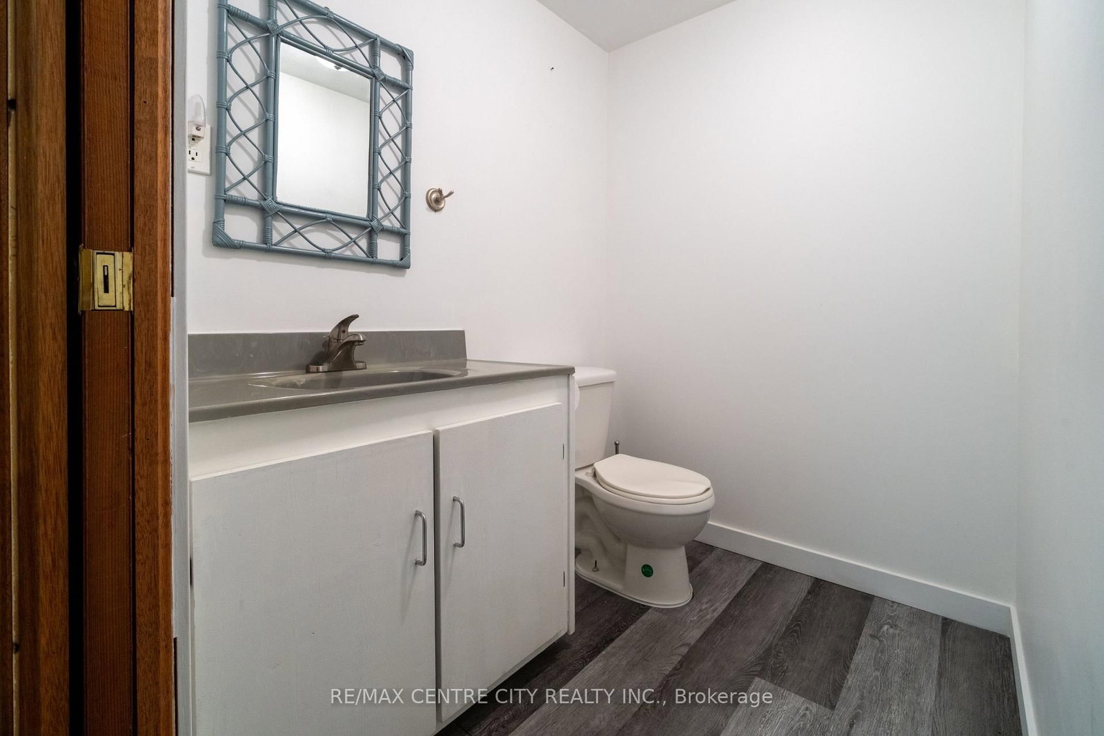 245 Dominion Street • Strathroy-Caradoc, ON photo 23