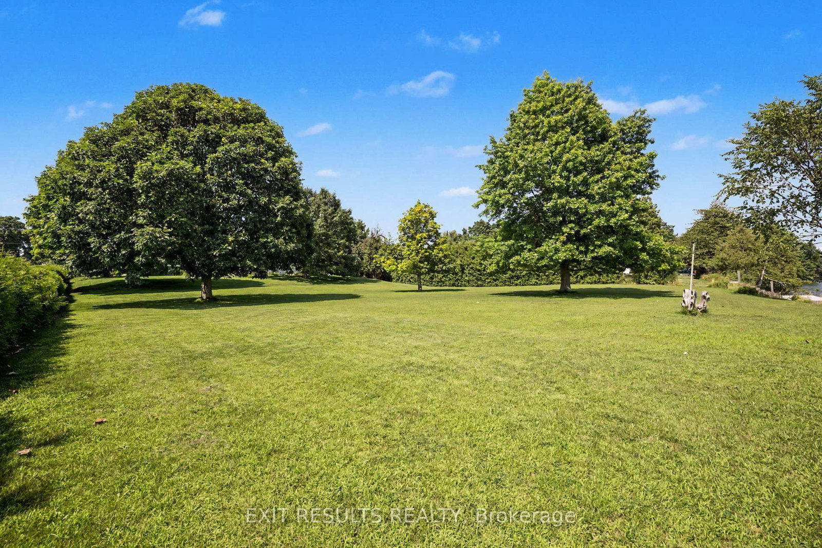 51 Elizabeth Street • Wolfe Island, ON photo 37