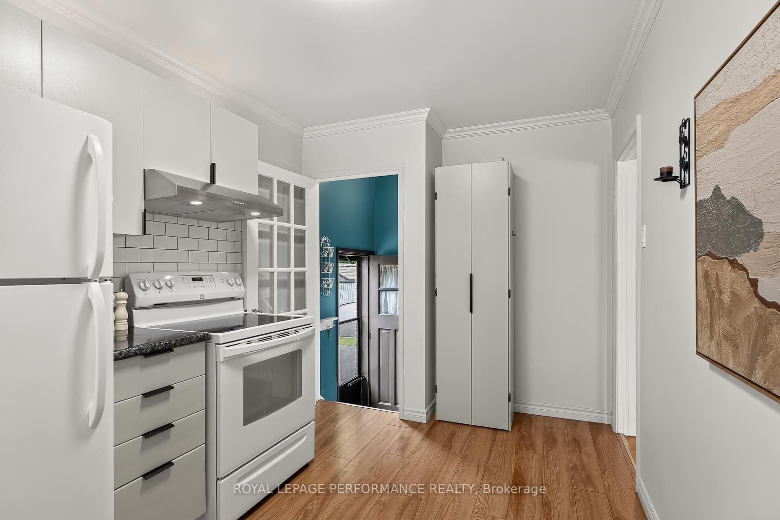 898 Charleswood Avenue • Ottawa, ON photo 15