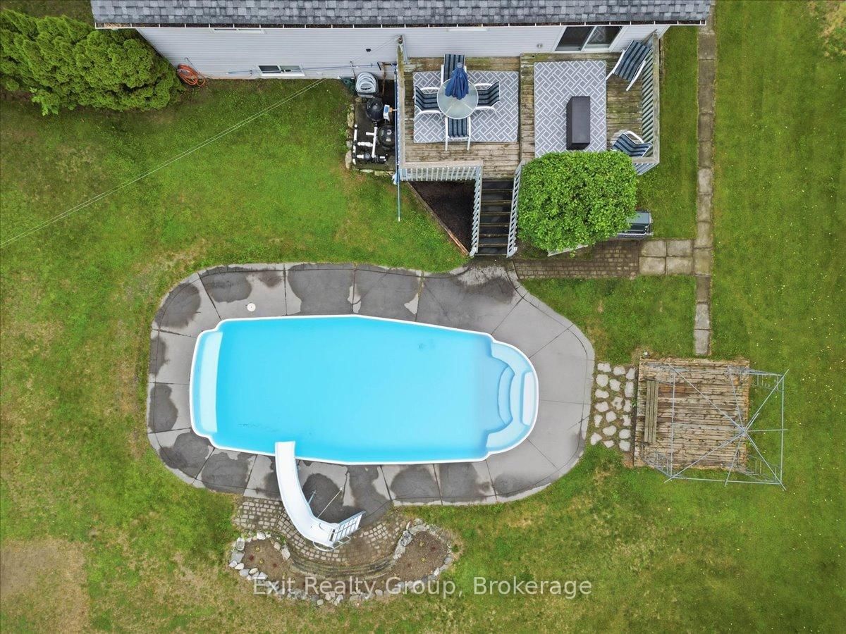 15448 Telephone Road • Brighton, ON photo 33