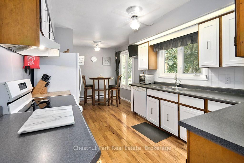 216 N Margaret Street • Blue Mountains, ON photo 11