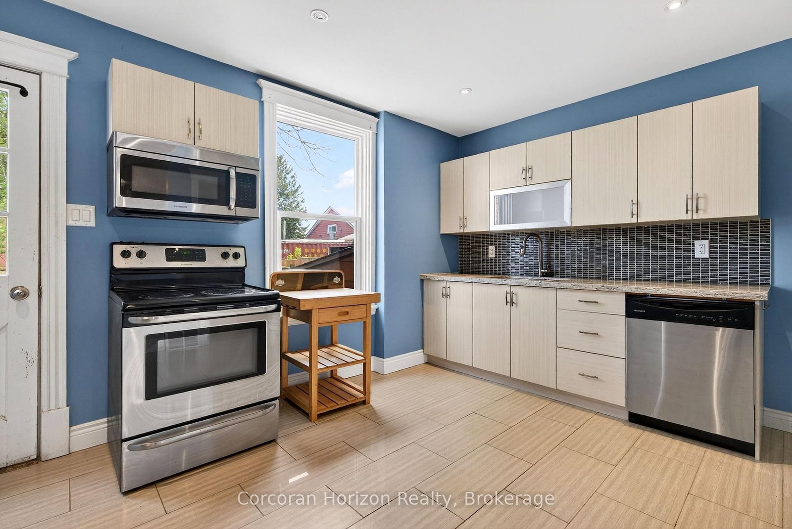 520 N John Street • Hamilton, ON photo 20