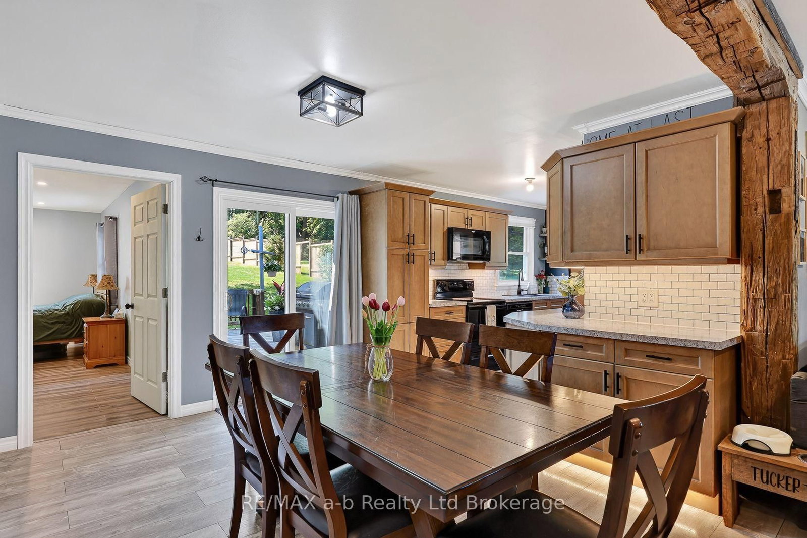 584112 BEACHVILLE Road • South-West Oxford, ON photo 18