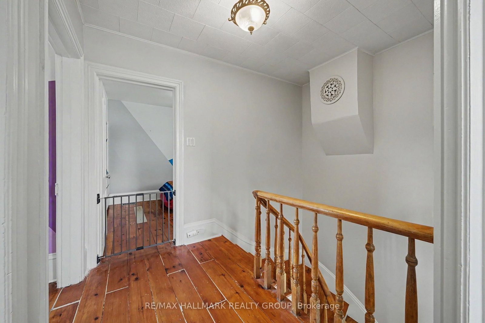 98 Drummond Street E • Perth, ON photo 30