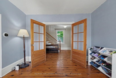 98 Drummond Street E • Perth, ON photo 9