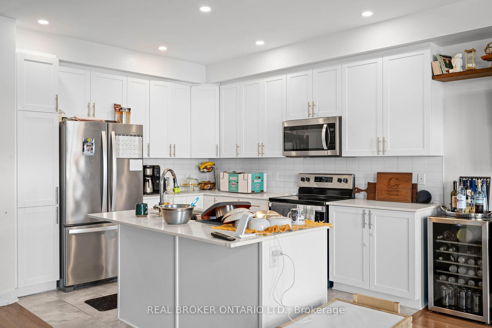 645 Rathburn Lane • Ottawa, ON photo 8