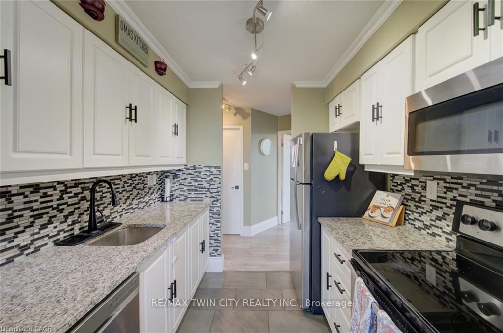 3227 E KING Street • #409 • Kitchener, ON photo 6