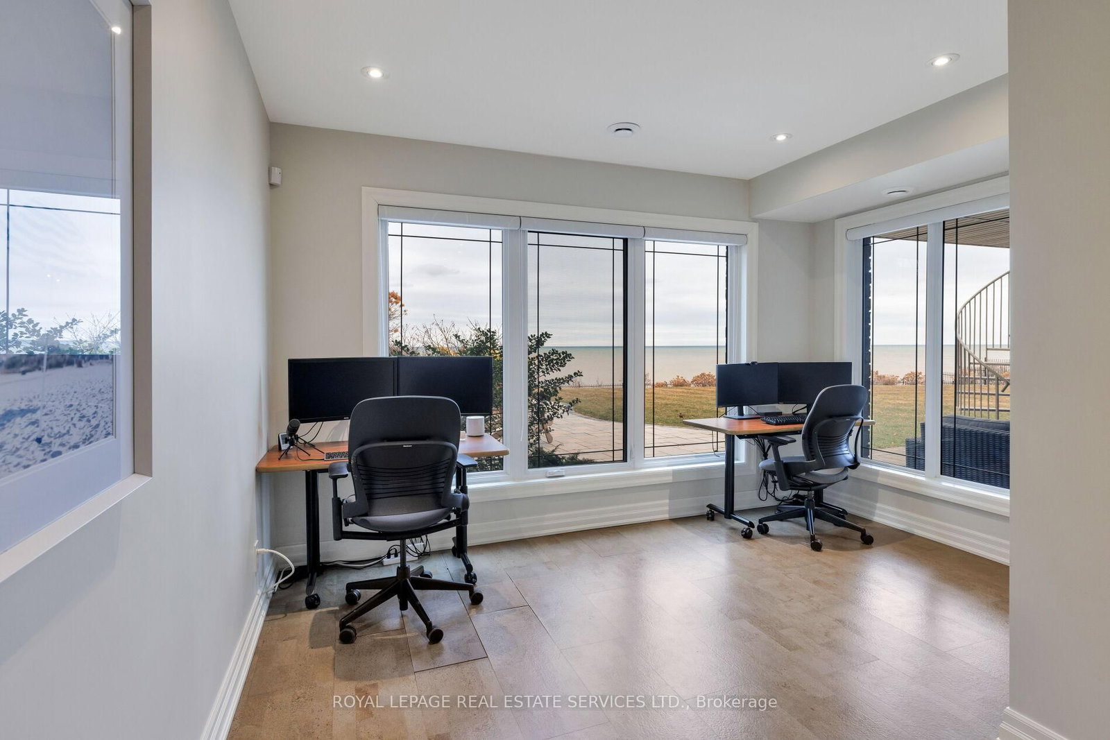 61 Lake Street • #3 • Grimsby, ON photo 35