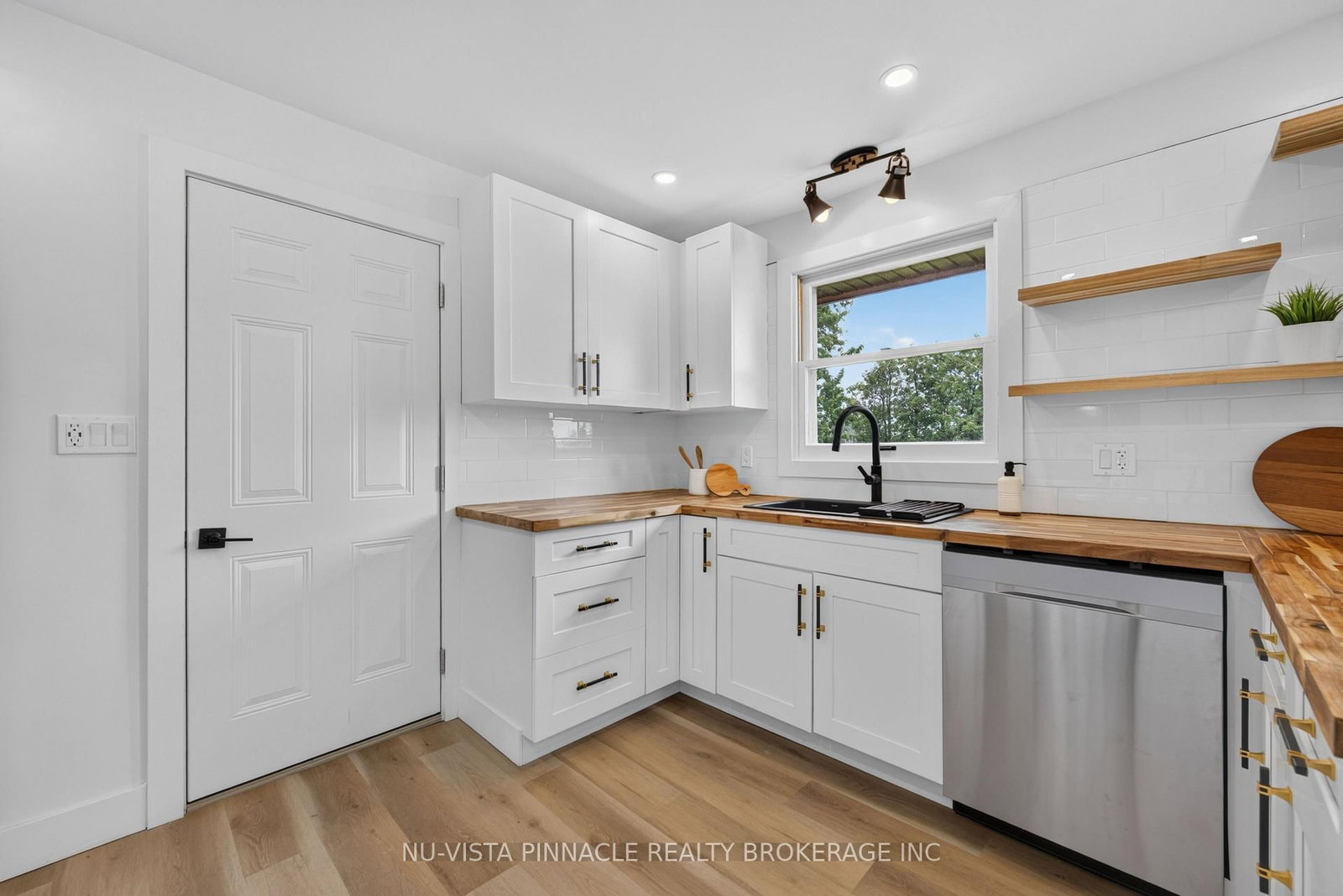 258 Miller Road • Dutton/Dunwich, ON photo 13